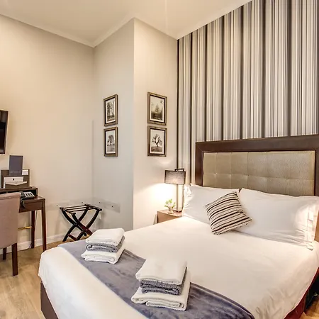 87 Eighty-seven - Maison D'art Collection