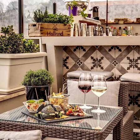 87 Eighty-seven - Maison D'art Collection Hotel 4*