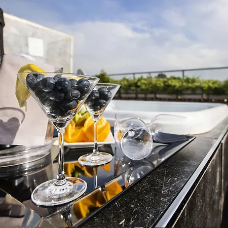 87 Eighty-seven - Maison D'art Collection