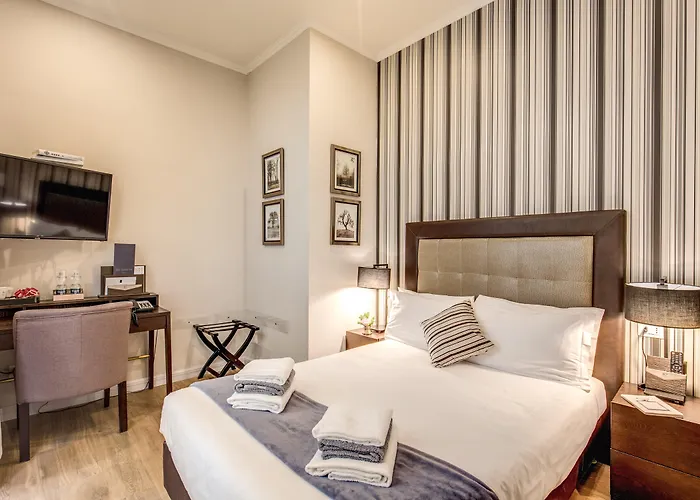 87 Eighty-seven - Maison D'art Collection