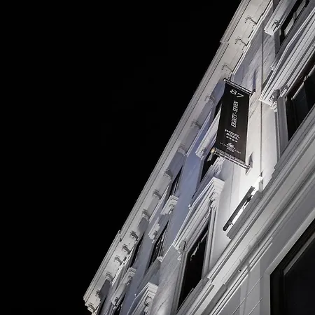 87 Eighty-seven - Maison D'art Collection Hotel Roma
