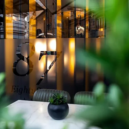 87 Eighty-seven - Maison D'art Collection Roma