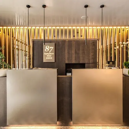 87 Eighty-seven - Maison D'art Collection 4* Roma